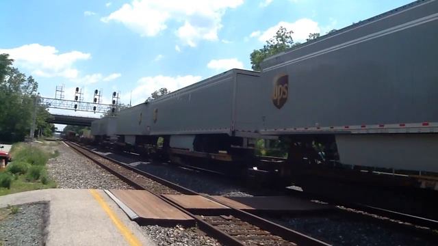 CSX L031-12 on 1 Track in St Denis смотреть онлайн