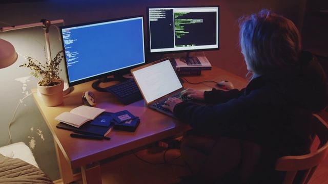 PYTHON VS JAVASCRIPT : WHICH ONE TO LEARN IN 2023? (FOR JOBS) | DETAILED COMPARISON смотреть онлайн