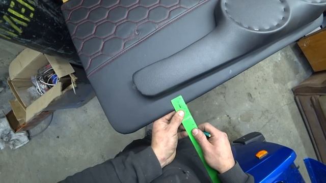 НЕРЕАЛЬНО ГРОМКИЙ и БЮДЖЕТНЫЙ АВТОЗВУК в ВАЗ 2107 с ПРИОРА САЛОНОМ смотреть онлайн