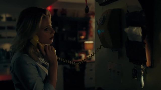 Ривердейл 4х4 | Бетти звонит "Черный Капюшон" смотреть онлайн