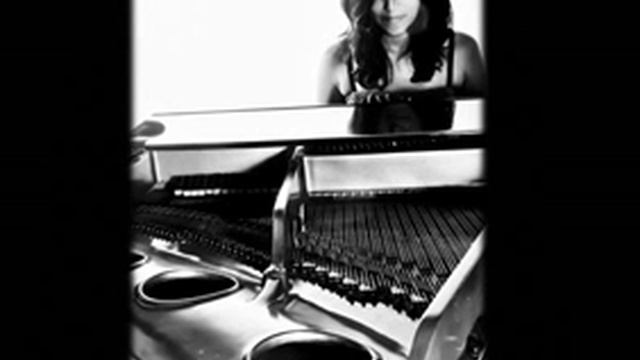 Chopin Estudio op 10 n 8 - Mendelssohn Rondo Capriccioso.Monica Mosso смотреть онлайн
