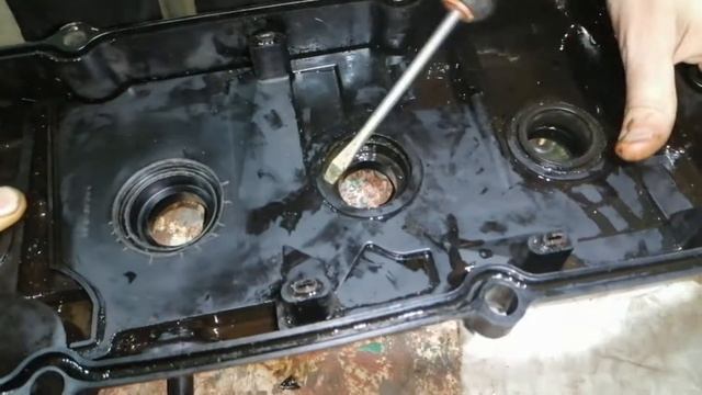 Замена сальников свечных колодцев NISSAN XTRAIL 2005 T30