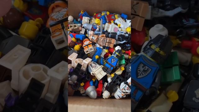 $2,000 LEGO Minifigure Haul… #lego #legos #legominifigures смотреть онлайн