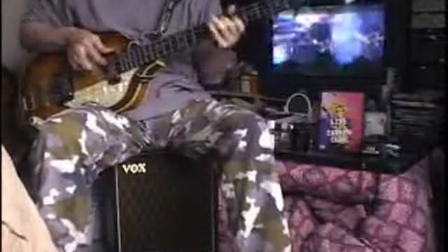 I Saw Her Standing There by Hofner 500/1 Japanese Beatles Bass Vintage'63 1999～2000年 смотреть онлайн