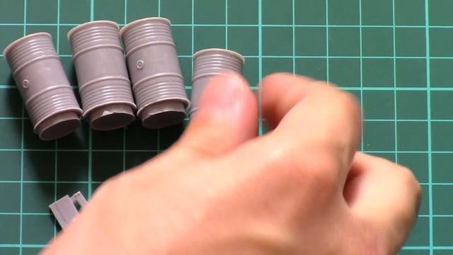 Plus Model 1/35 Metal Barrel with Hand Cart (482) Review смотреть онлайн