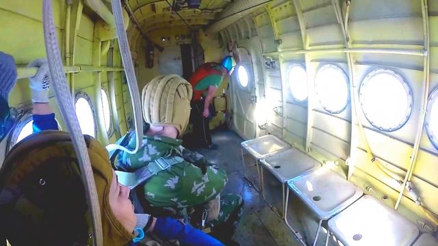 Прыжки с парашютом 22 августа (1 подъем)
