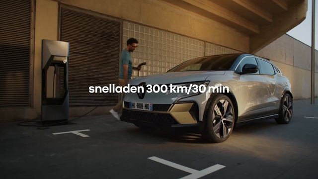 Renault presenteert gloednieuwe Megane E-Tech 100% elektrisch смотреть онлайн