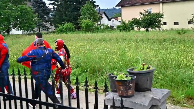 Superheroes Game of Tag! смотреть онлайн