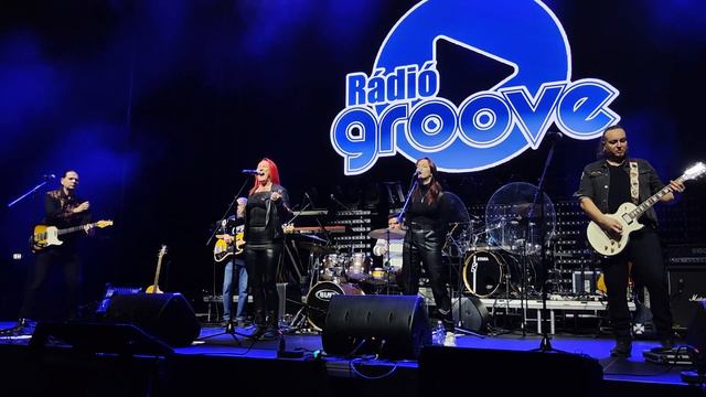 Proud Mary / Bányai Kriszta és zenekara /LIVE смотреть онлайн