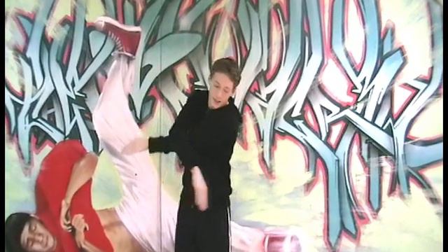 ELECTRO DANCE TUTORIAL смотреть онлайн