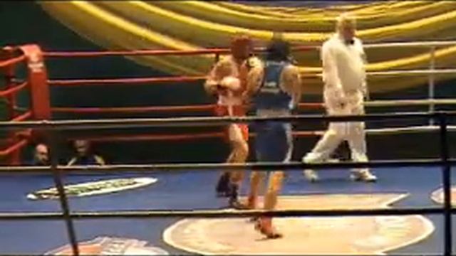 60 кг Олег Томбовцев -+ Василий Полищук Волынь МТ по боксу В. Арсёнова 2009 г смотреть онлайн