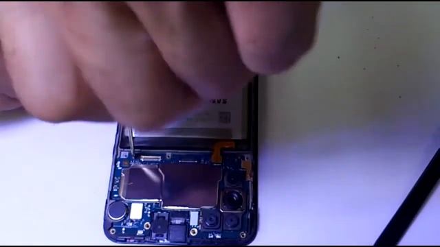 Samsung M31 Разборка. Замена дисплея. Replacing LCD смотреть онлайн