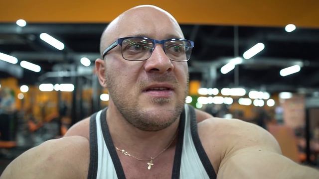 Тренировка спины! Про блогеров и зарубы! смотреть онлайн