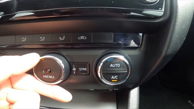 How to Enable or Disable Auto Airflow in Skoda Octavia III (2013 – 2020) - Use Auto Climate Control смотреть онлайн