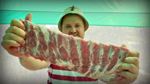 Свиные ребра горячего копчения в казане на костре