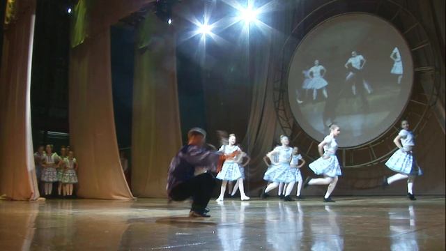 56. "ASIA - DANCE 2019" Танцевальный коллектив "Триумф" - Веселье во дворе смотреть онлайн