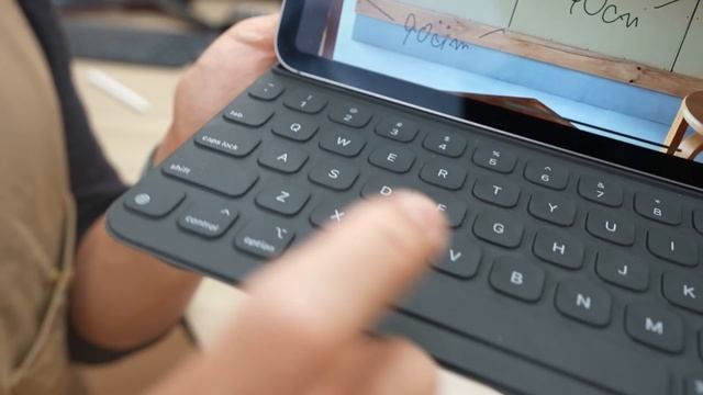 新型iPad Pro『最軽量MacBook化』に成功しました。 смотреть онлайн