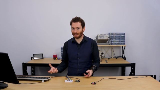 MicroPython for Micro:bit - Introduction смотреть онлайн