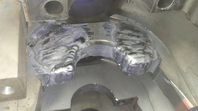 Сварка трещины блока Фольксфаген Т-5 смотреть онлайн