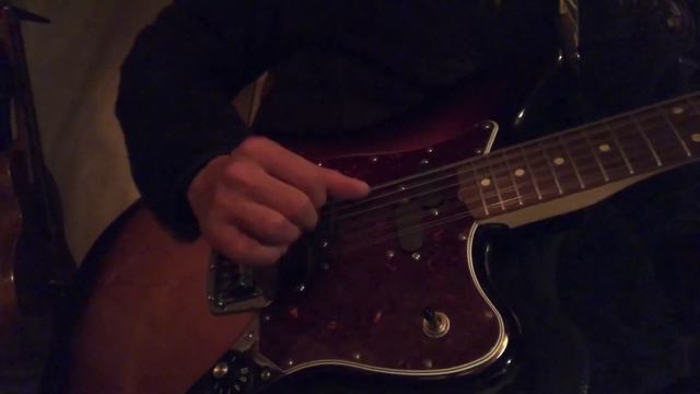 ✴︎Mo Strings, Mo Ideas✳︎ Fender Electric XII played by Kai Petite смотреть онлайн