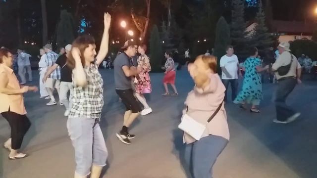 Харьков,танцы в парке ,"Тары-бары" смотреть онлайн