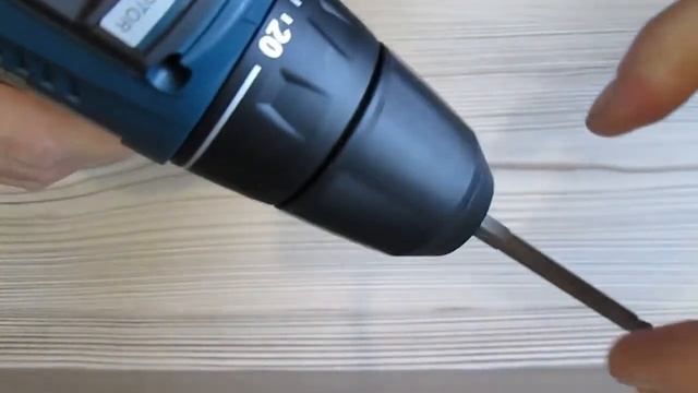 Тестирование шуруповерта Bosch GSR 12V-30 на люфт и биение патрона и т.д. смотреть онлайн