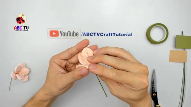 ABC TV | How To Make Amaryllis Paper Flower (Slowly) | Paper Quilling - Craft Tutorial смотреть онлайн