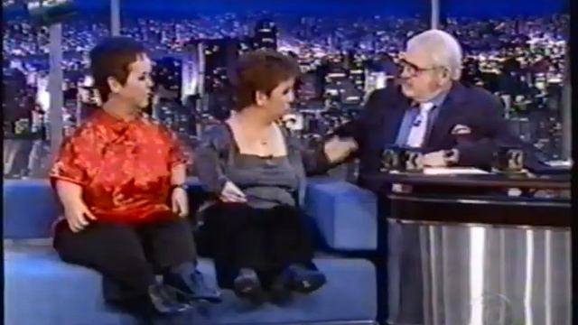 Adriana e Mila Cabral no Programa do Jô (Globo, 15/04/2004) смотреть онлайн