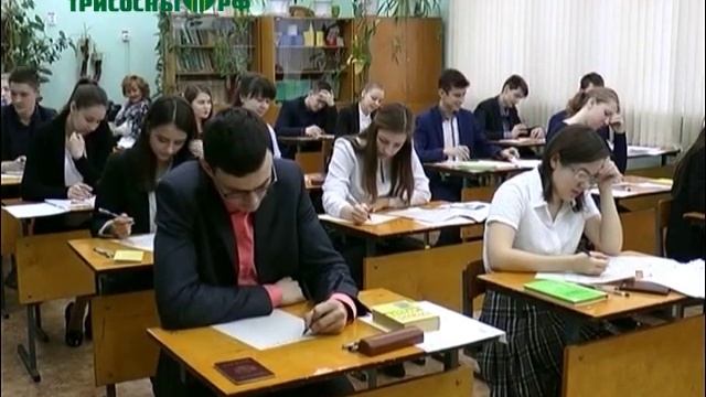 Дата последнего звонка уже определена, чего нельзя сказать о выпускном бале смотреть онлайн