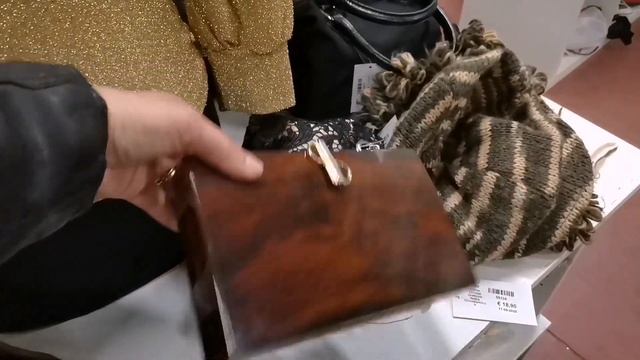 Антикварная лавка, или необычный секонд хенд. #антиквариат#секондхенд#мебель#антиквариатныймагазин смотреть онлайн