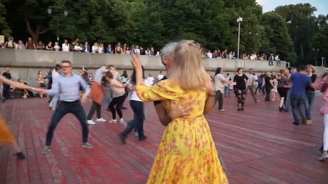 LOST ON YOU. Леонид Эгль и Ольга Тельнова смотреть онлайн