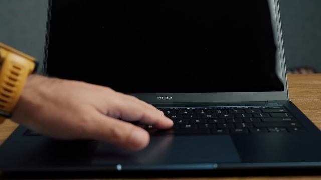 Realme Book Slim & Light Weight Laptop with 2K display, i5 11th gen for students, office, editing смотреть онлайн