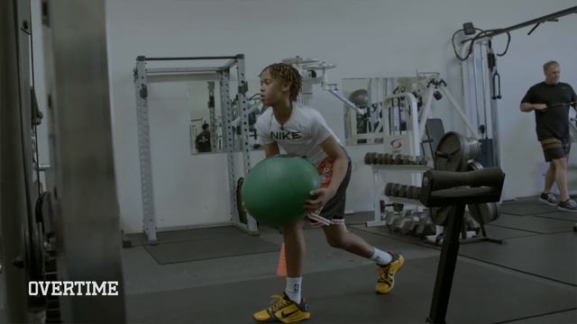 12 Year Old Peyton Kemp Is A PRODIGY! Trains At 5 AM EVERY DAY & Dominates High Schoolers 😱 смотреть онлайн