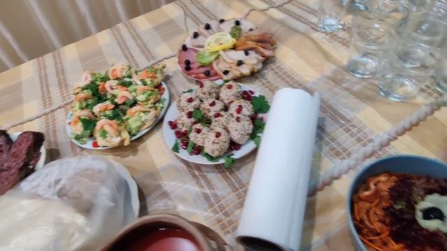 Что у нас на Новогоднем столе 🎀🎀🎀 смотреть онлайн