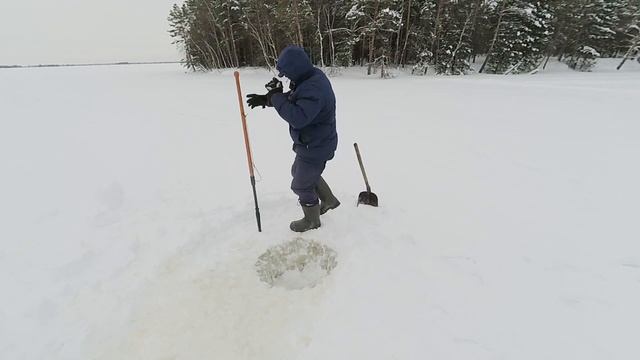 Тест "Чудо-пешни". Толщина льда 60 см. смотреть онлайн