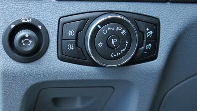 Ford Transit 350 L2 H2 TREND 155 PK NIEUW AIRCO NAVI CAMERA PDC смотреть онлайн