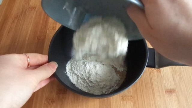 ВКУСНЕЙШИЙ ЛИМОННО-АПЕЛЬСИНОВЫЙ МУСС С ШОКОЛАДНОЙ КРОШКОЙ смотреть онлайн