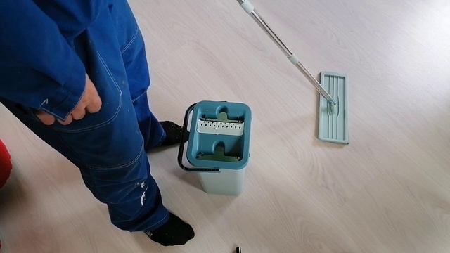 Швабра с отжимом. Можно сказать *бесплатно*. смотреть онлайн