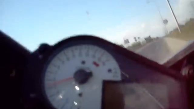 suzuki gsxr k1 600 max speed wadowice смотреть онлайн