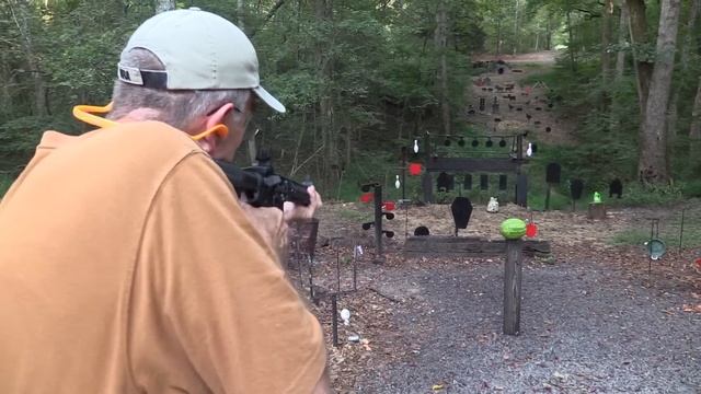 Daniel Defense DDM4 V7 смотреть онлайн