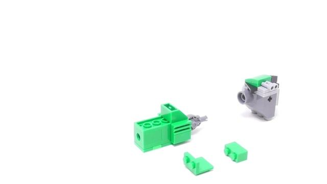 Upgrading My Son's Minecraft Creeper Mech - Detailed Build