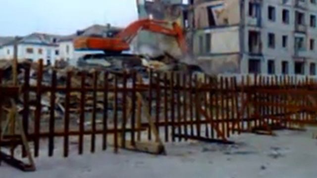 снос дома по ул. Есенина, 2, п. Воргашор, г. Воркута смотреть онлайн