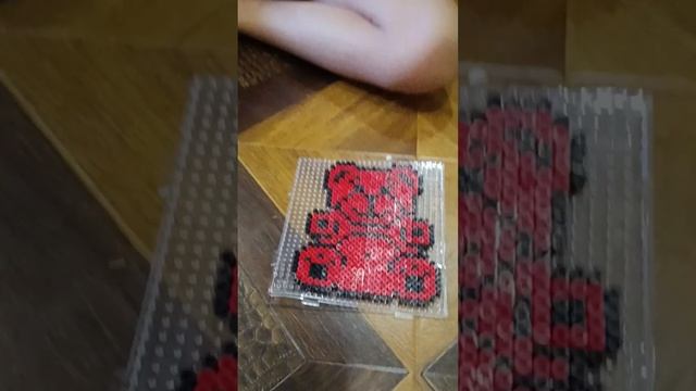 медведь Валерка ? из термомозаики #поделки#красота #дети #медведь #валерка смотреть онлайн