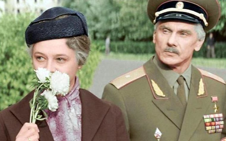 Как у вас дела, дорогие мои ШУРАВИ, зрители и ветераны? | 1/25 Секунды смотреть онлайн