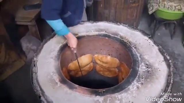 Отдыхать, так в Грузии. Назуки смотреть онлайн