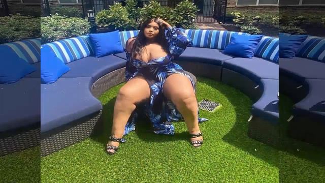 Solid bluee American Plus-size Model|Quick Facts, Bio смотреть онлайн