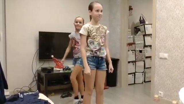 Танцы с подругой ?( Dance Moms Me Too) смотреть онлайн