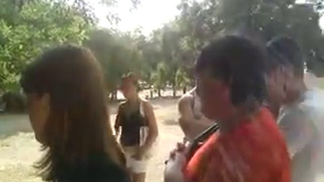 Экскурсовод застеснялась камеры смотреть онлайн