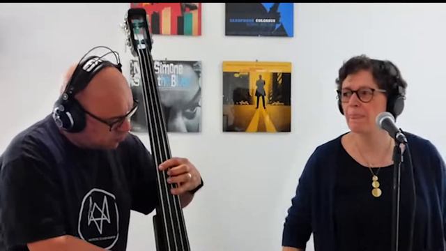 CLAIRE AND THE COOL CLUB - LIVE Facebook AVM77 смотреть онлайн