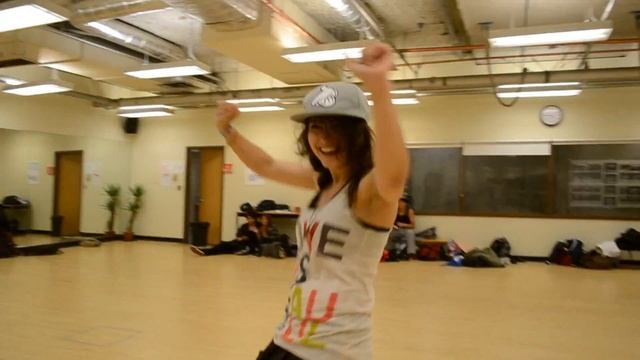 Танцы онлайн. Подборка заготовок танцев. Уроки красивых движений смотреть онлайн